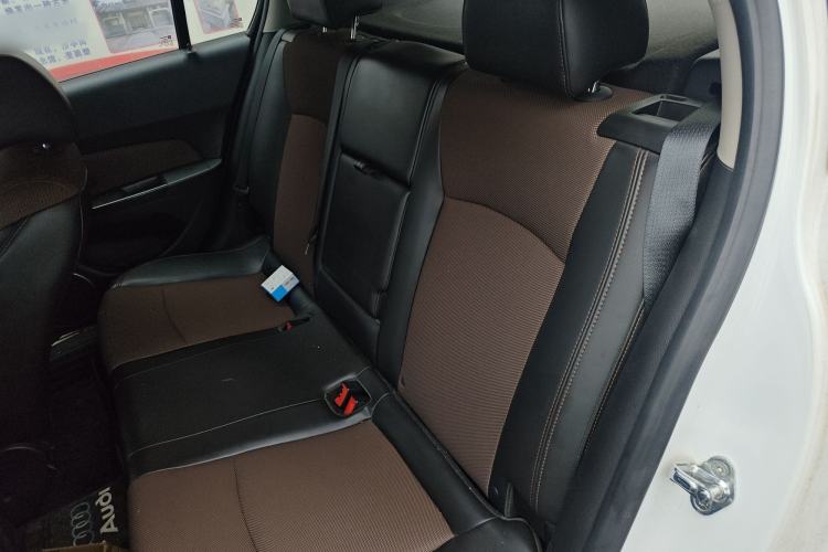 Used Chevrolet Cruze 2013 Hatchback 1.6L Manual Luxury Model Left Rear Seat