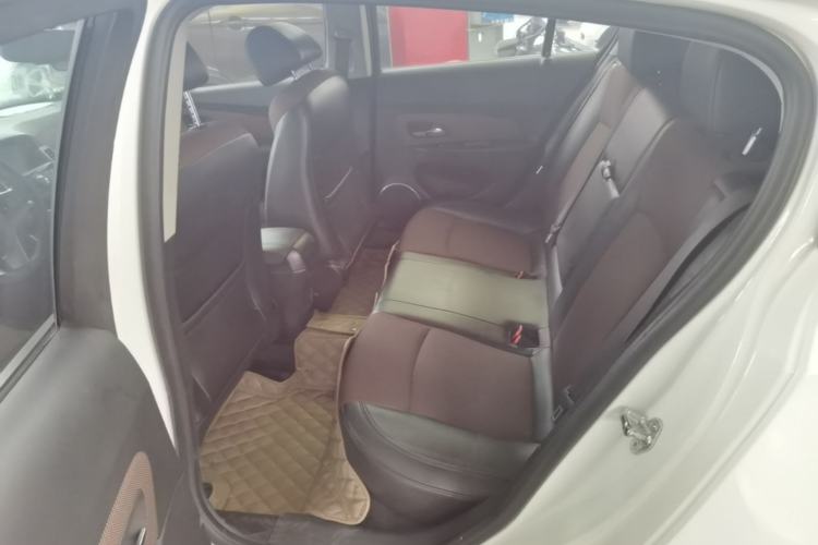 Used Chevrolet Cruze 2013 Hatchback 1.6L Automatic Luxury Model Left Rear Seat
