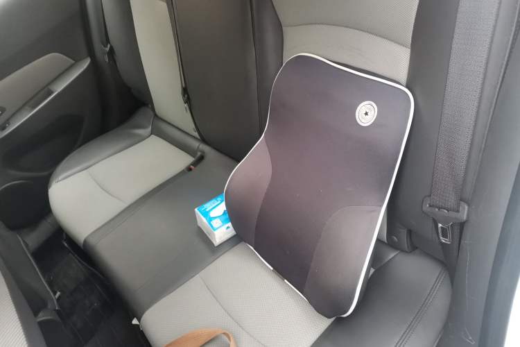 Used Chevrolet Cruze 2013 1.6L SL MT Left Rear Seat