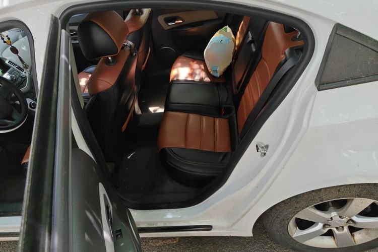 Used Chevrolet Cruze 2013 1.8L SE WTCC Edition AT Left Rear Seat