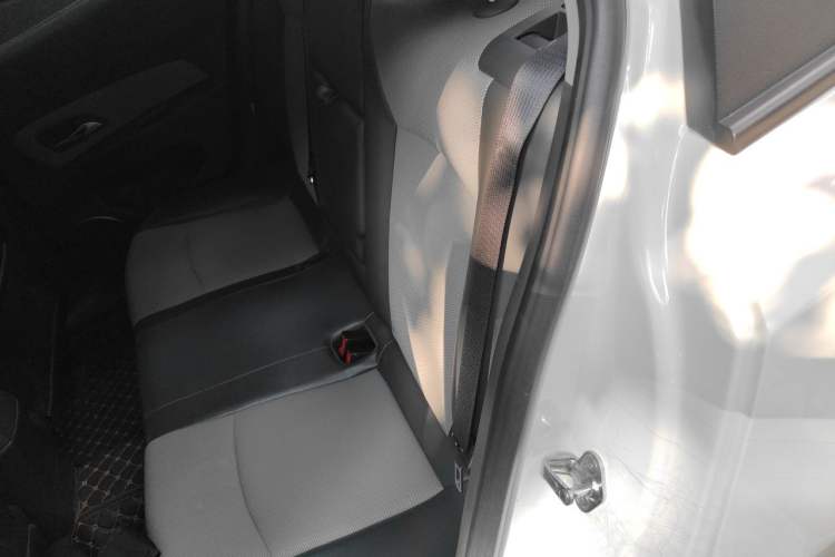 Used Chevrolet Cruze 2013 1.8L SE AT Left Rear Seat