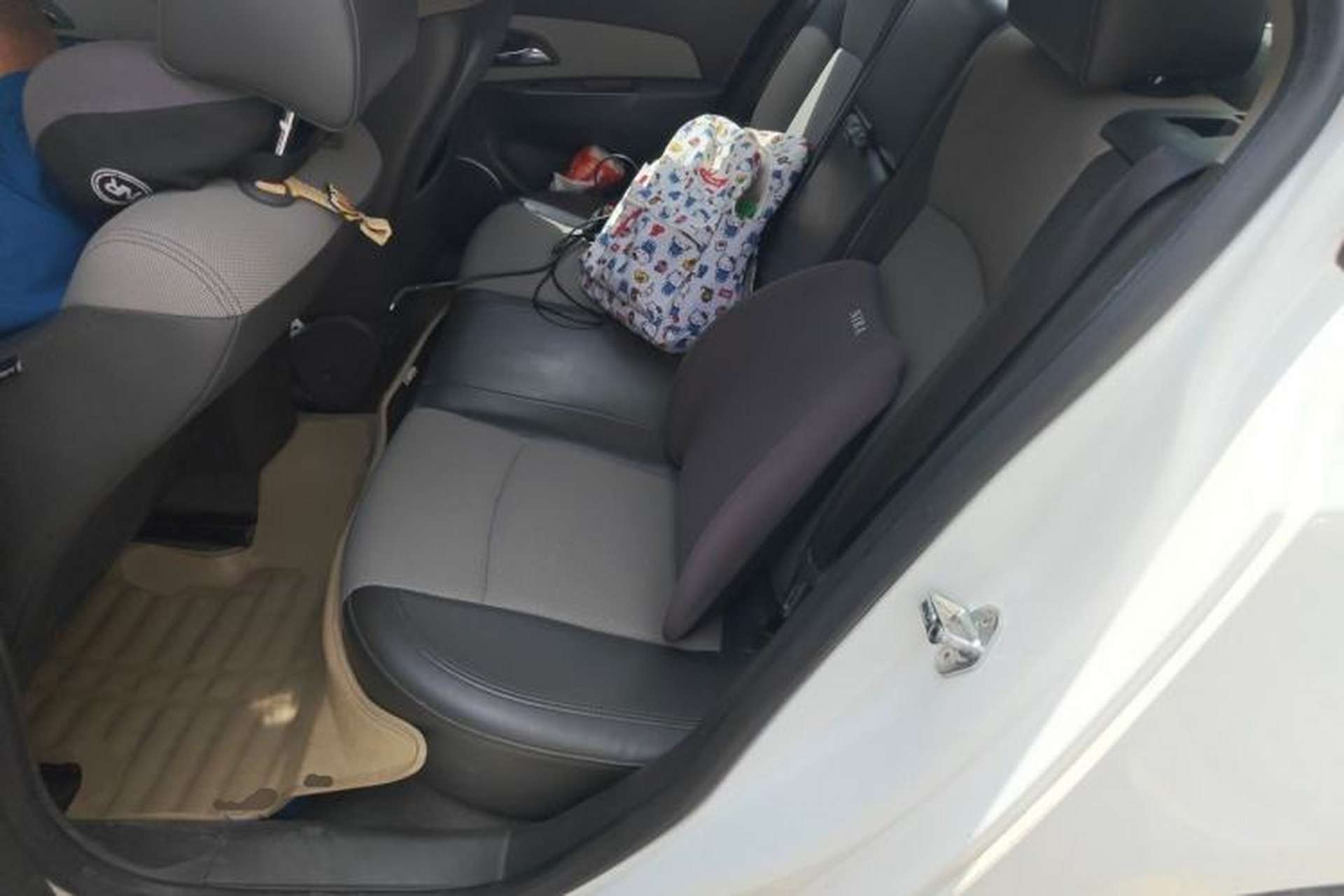 Used Chevrolet Cruze 2013 1.6L SE AT Left Rear Seat