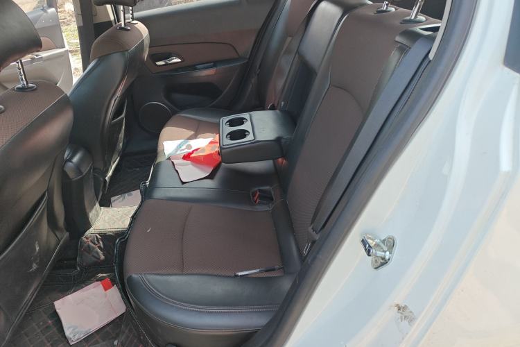 Used Chevrolet Cruze 2013 Hatchback 1.6L Manual Luxury Model Left Rear Seat