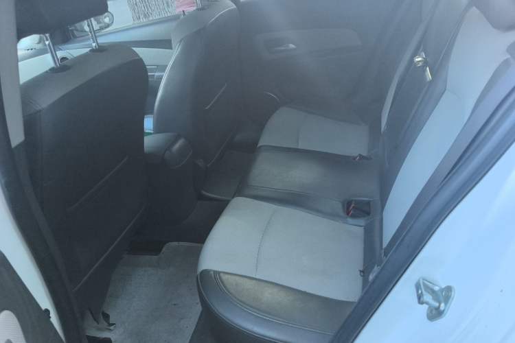 Used Chevrolet Cruze 2013 1.6L SL Grand Edition Manual Transmission Left Rear Seat