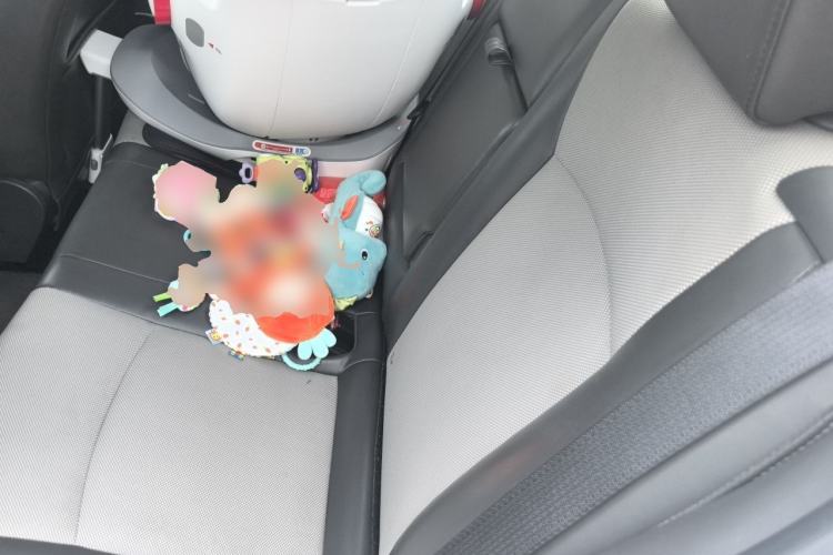 Used Chevrolet Cruze 2013 1.8L SE AT Left Rear Seat