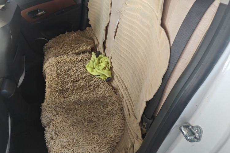 Used Chevrolet Cruze 2013 1.8L SE AT Left Rear Seat