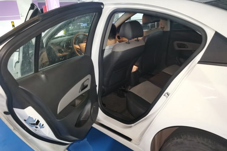 Used Chevrolet Cruze 2013 1.6L SL Grand Edition Automatic Left Rear Seat