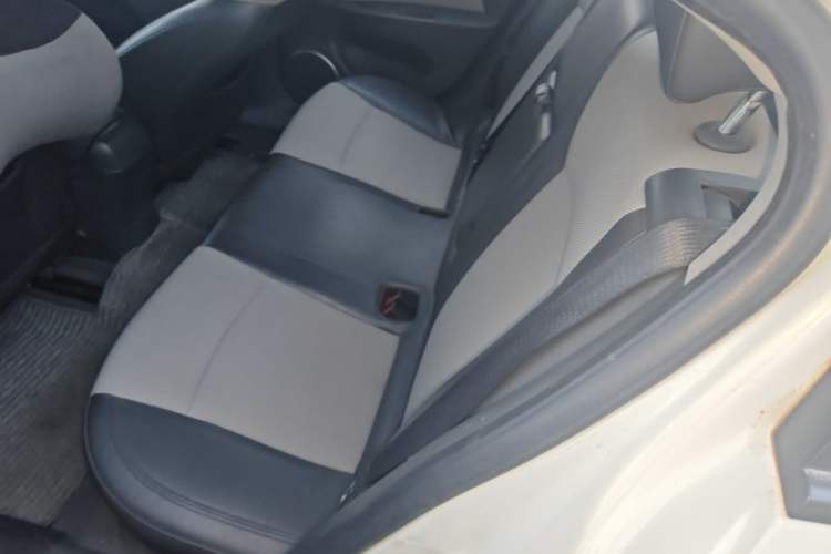 Used Chevrolet Cruze 2013 1.8L SE AT Left Rear Seat