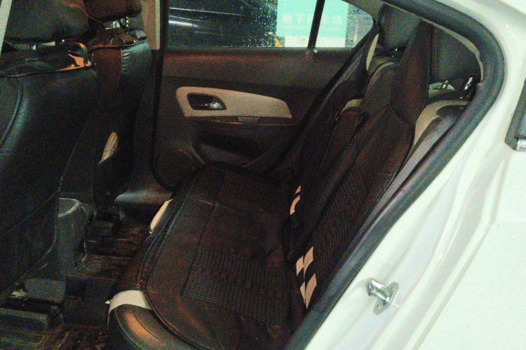 Used Chevrolet Cruze 2013 1.6L SL MT Left Rear Seat