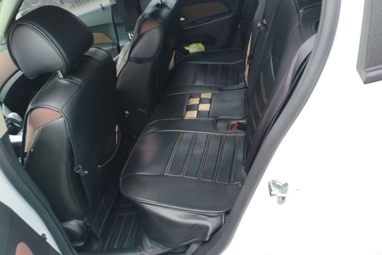 Used Chevrolet Cruze 2013 Hatchback 1.6L Automatic Luxury Model Left Rear Seat