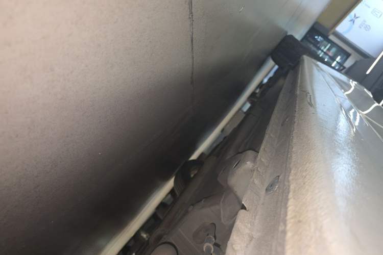 Used Chevrolet Cruze 2013 1.8L SE AT Left Side Sill