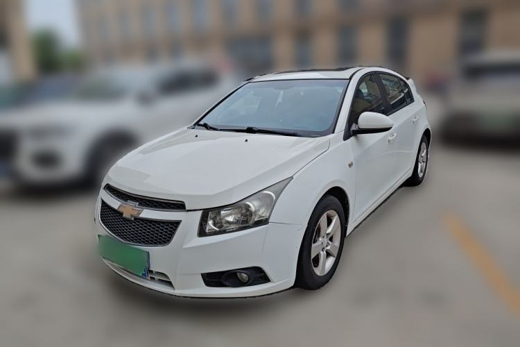 Used Chevrolet Cruze 2013 Hatchback 1.6L Manual Luxury Model Guazi used car, China used car export, Used car for sale, Used Chevrolet cars, Cheapest cars for sale