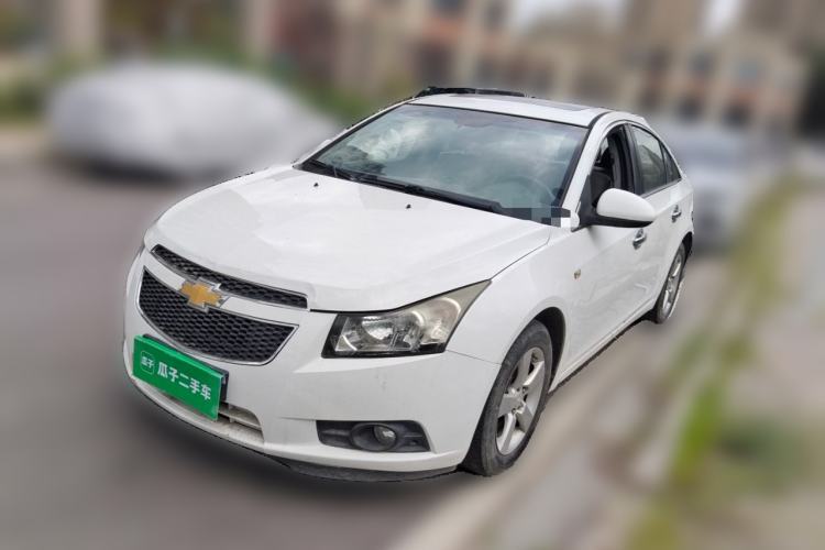 Used Chevrolet Cruze 2013 1.8L SE AT Guazi used car, China used car export, Used car for sale, Used Chevrolet cars, Cheapest cars for sale