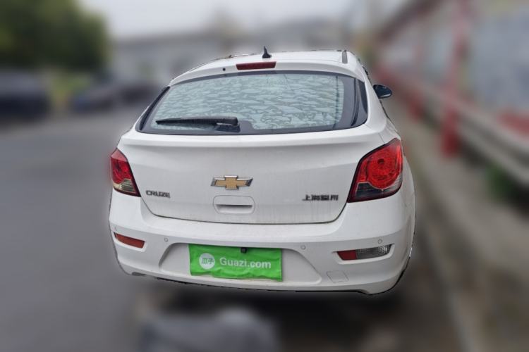 Used Chevrolet Cruze 2013 Hatchback 1.6L Manual Luxury Model Rear