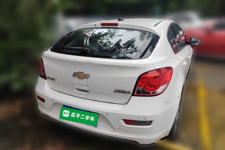 Used Chevrolet Cruze 2013 Hatchback 1.6L Manual Luxury Model Rear
