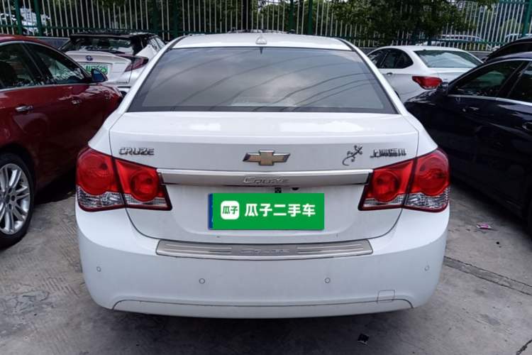 Used Chevrolet Cruze 2013 1.6L SE MT Rear