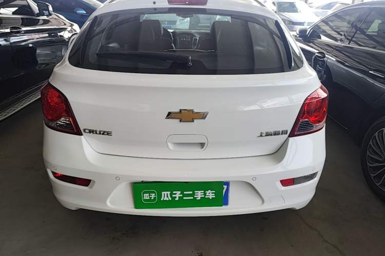 Used Chevrolet Cruze 2013 Hatchback 1.6L Automatic Luxury Model Rear