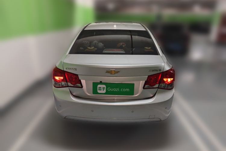 Used Chevrolet Cruze 2013 1.6L SE AT Rear