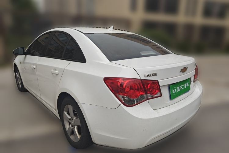 Used Chevrolet Cruze 2013 1.6L SE AT Rear Left 45 Deg