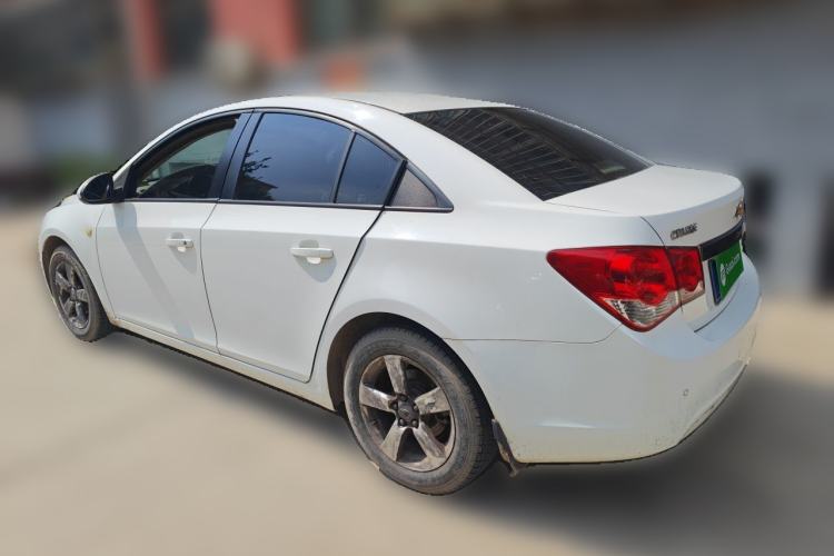 Used Chevrolet Cruze 2013 1.6L SE MT Rear Left 45 Deg