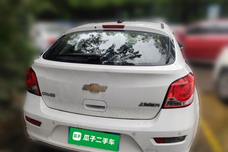 Used Chevrolet Cruze 2013 Hatchback 1.6L Manual Luxury Model Rear Left 45 Deg