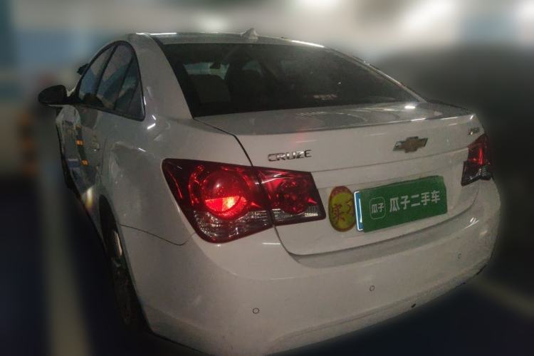 Used Chevrolet Cruze 2013 1.6L SE AT Rear Left 45 Deg