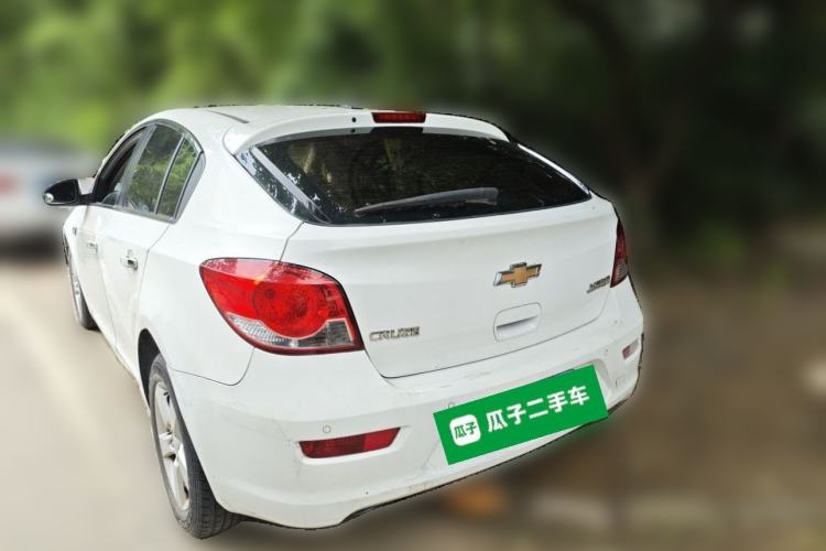 Used Chevrolet Cruze 2013 Hatchback 1.6L Manual Luxury Model Rear Left 45 Deg