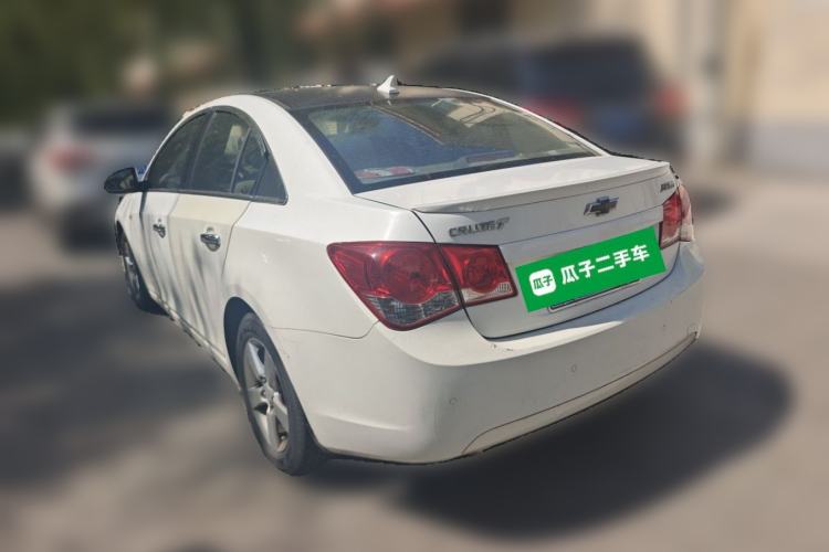 Used Chevrolet Cruze 2013 1.6L SE AT Rear Left 45 Deg