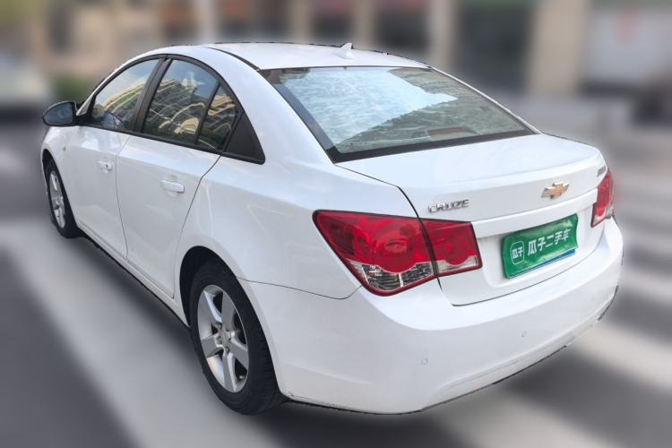 Used Chevrolet Cruze 2013 1.8L SE AT Rear Left 45 Deg