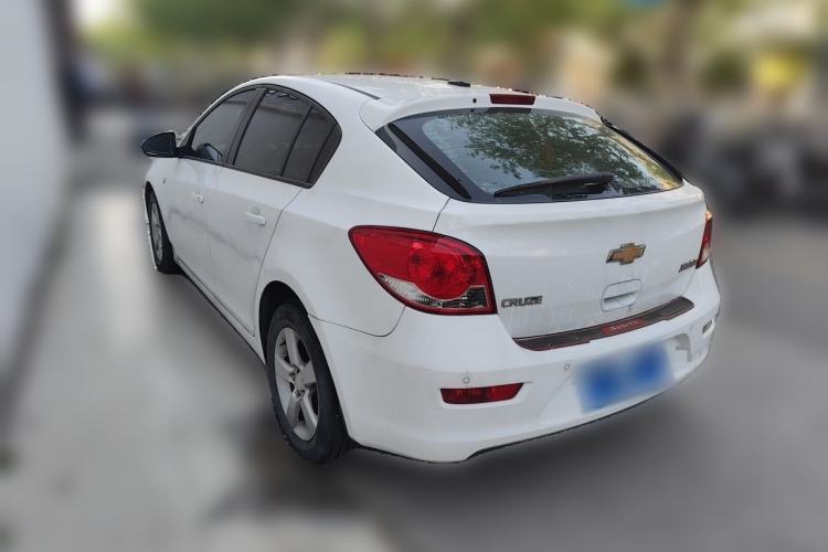 Used Chevrolet Cruze 2013 Hatchback 1.6L Automatic Luxury Model Rear Left 45 Deg