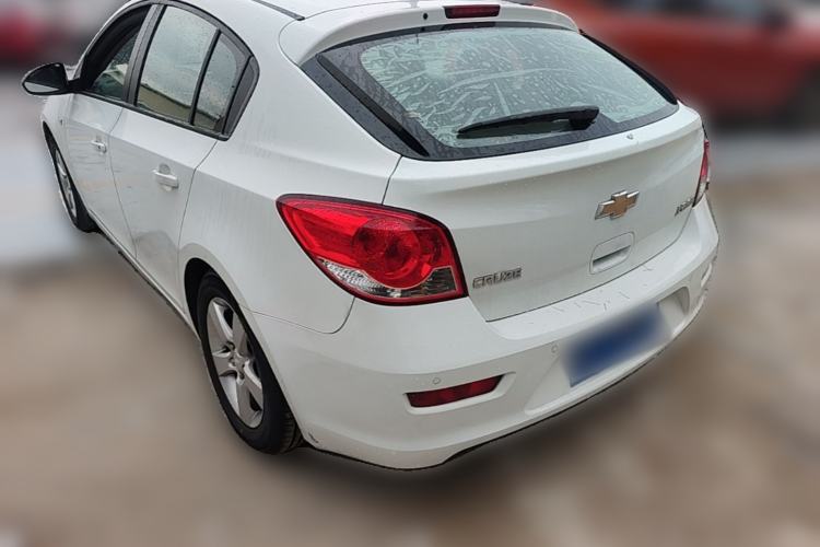 Used Chevrolet Cruze 2013 Hatchback 1.6L Automatic Luxury Model Rear Left 45 Deg