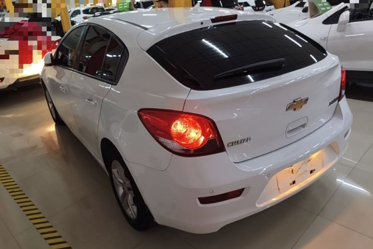 Used Chevrolet Cruze 2013 Hatchback 1.6L Manual Luxury Model Rear Left 45 Deg