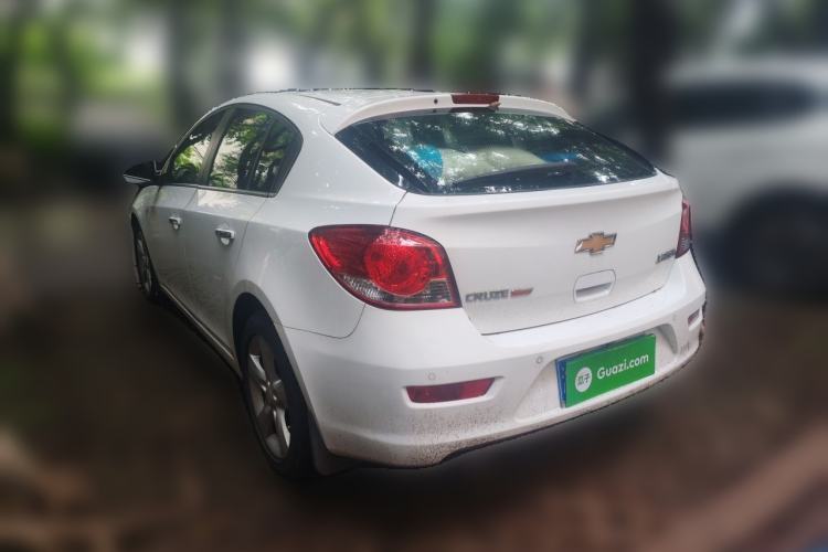 Used Chevrolet Cruze 2013 Hatchback 1.6T Automatic Flagship Model Rear Left 45 Deg