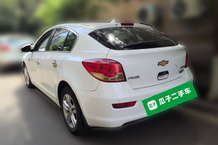 Used Chevrolet Cruze 2013 Hatchback 1.6L Manual Luxury Model Rear Left 45 Deg