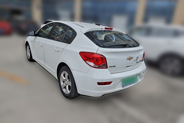 Used Chevrolet Cruze 2013 Hatchback 1.6L Manual Luxury Model Rear Left 45 Deg