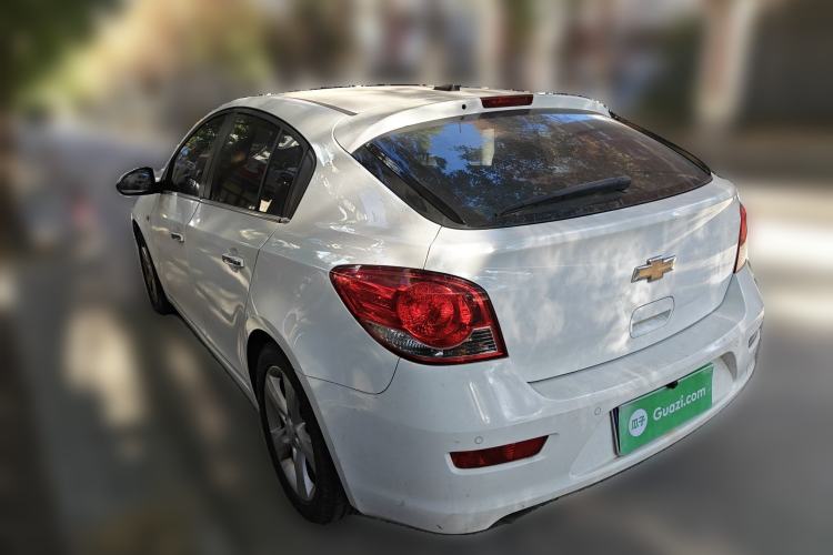 Used Chevrolet Cruze 2013 Hatchback 1.6T Automatic Flagship Model Rear Left 45 Deg