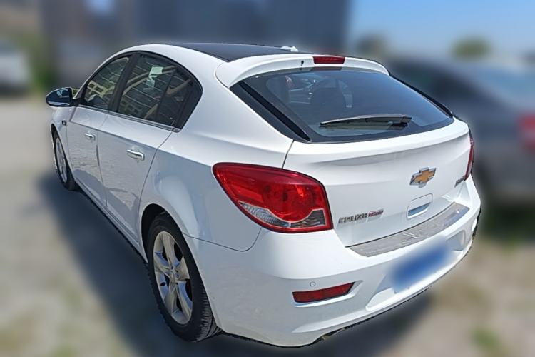Used Chevrolet Cruze 2013 Hatchback 1.6T Automatic Flagship Model Rear Left 45 Deg