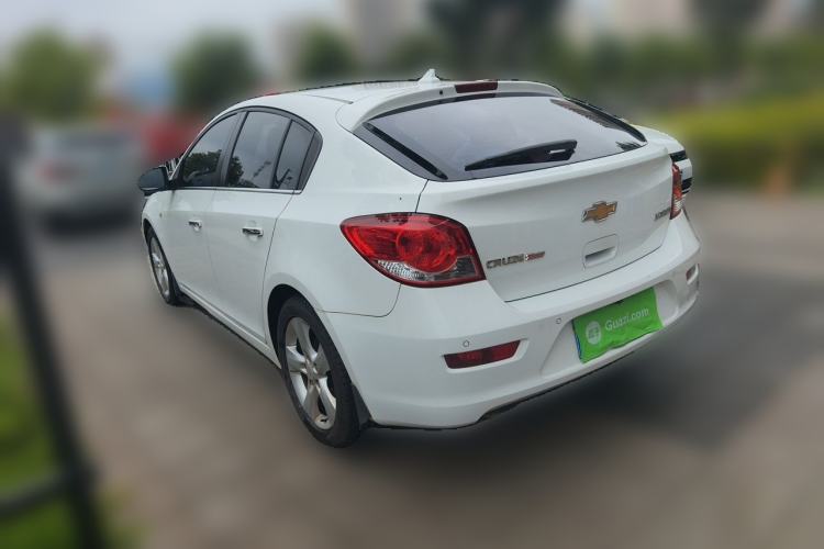 Used Chevrolet Cruze 2013 Hatchback 1.6T Automatic Flagship Model Rear Left 45 Deg
