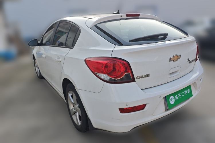 Used Chevrolet Cruze 2013 Hatchback 1.6L Manual Luxury Model Rear Left 45 Deg