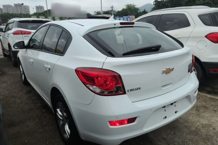 Used Chevrolet Cruze 2013 Hatchback 1.6L Manual Luxury Model Rear Left 45 Deg