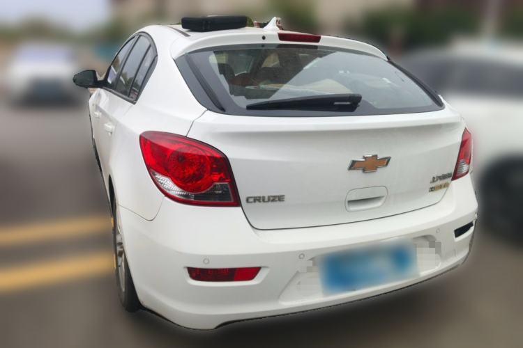 Used Chevrolet Cruze 2013 Hatchback 1.6L Manual Luxury Model Rear Left 45 Deg