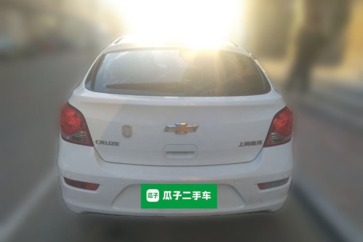 Used Chevrolet Cruze 2013 Hatchback 1.6L Manual Luxury Model Rear