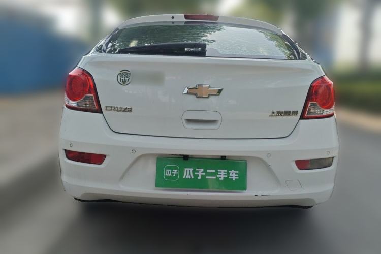 Used Chevrolet Cruze 2013 Hatchback 1.6L Manual Luxury Model Rear