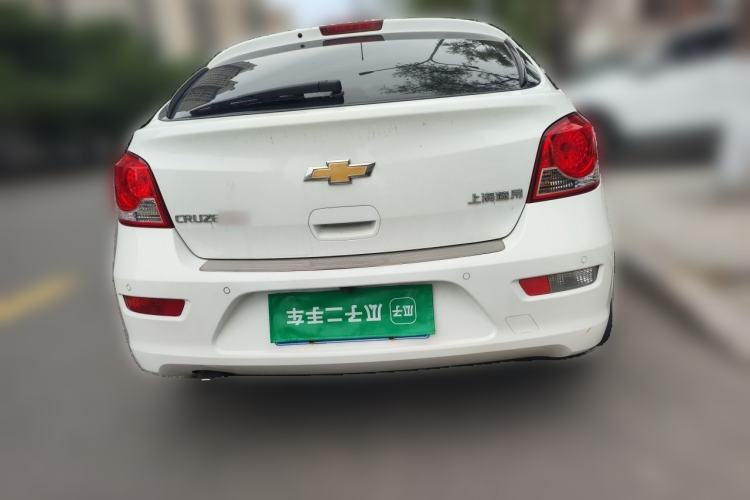 Used Chevrolet Cruze 2013 Hatchback 1.6T Automatic Flagship Model Rear