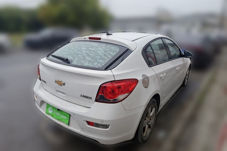 Used Chevrolet Cruze 2013 Hatchback 1.6L Manual Luxury Model Rear Right 45 Deg