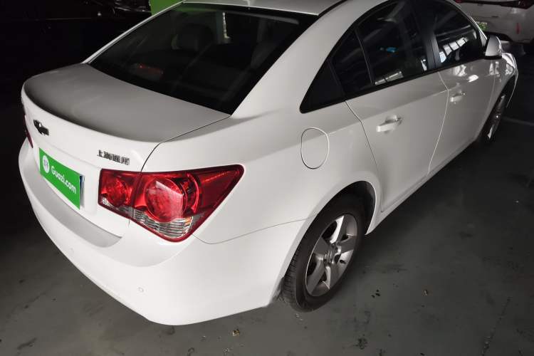 Used Chevrolet Cruze 2013 1.8L SE AT Rear Right 45 Deg
