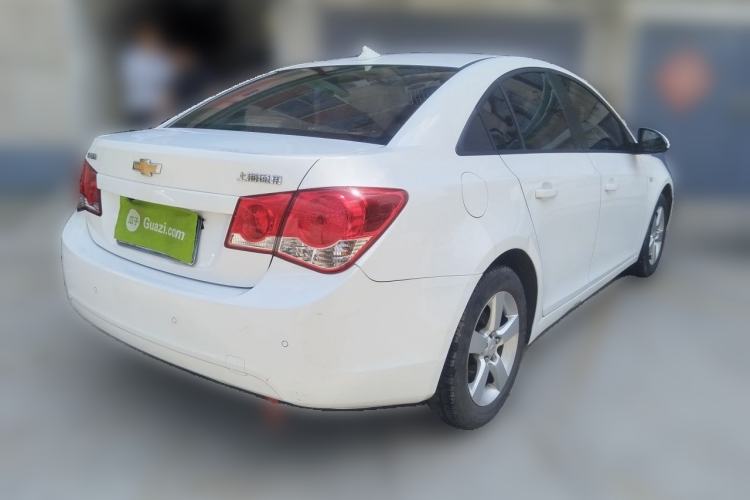 Used Chevrolet Cruze 2013 1.6L SE MT Rear Right 45 Deg