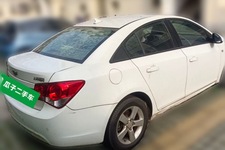 Used Chevrolet Cruze 2013 1.8L SE AT Rear Right 45 Deg