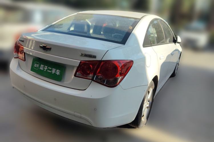 Used Chevrolet Cruze 2013 1.6L SE MT Rear Right 45 Deg