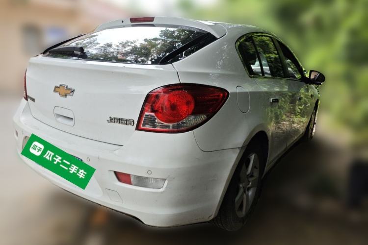 Used Chevrolet Cruze 2013 Hatchback 1.6L Manual Luxury Model Rear Right 45 Deg